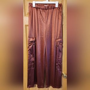 New Persaya Silky Wide Leg Cargo Pants women's size Large